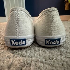 6.5 white keds